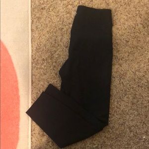 Black new balance crop legging